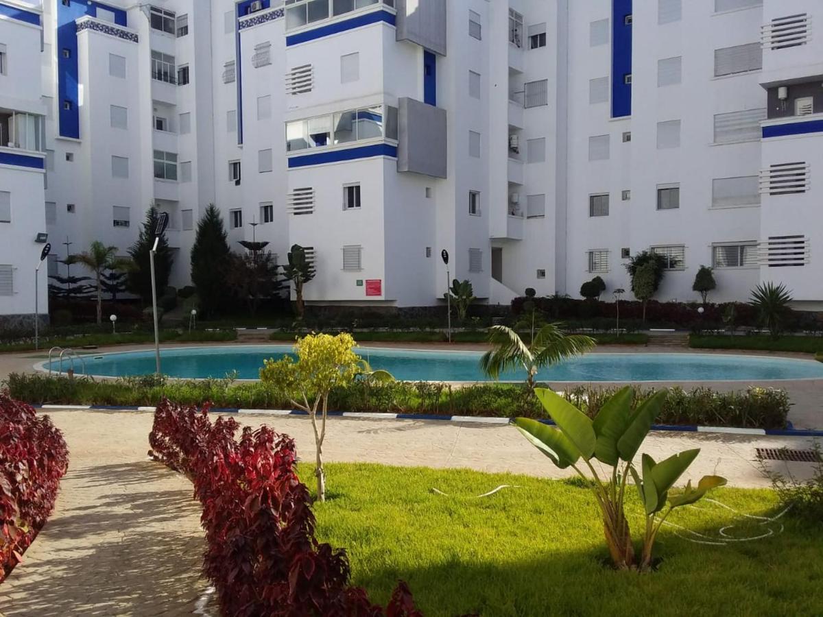 Appart. Luxueux Avec Piscine, Cosy, Bien Situe Bouznika ภายนอก รูปภาพ