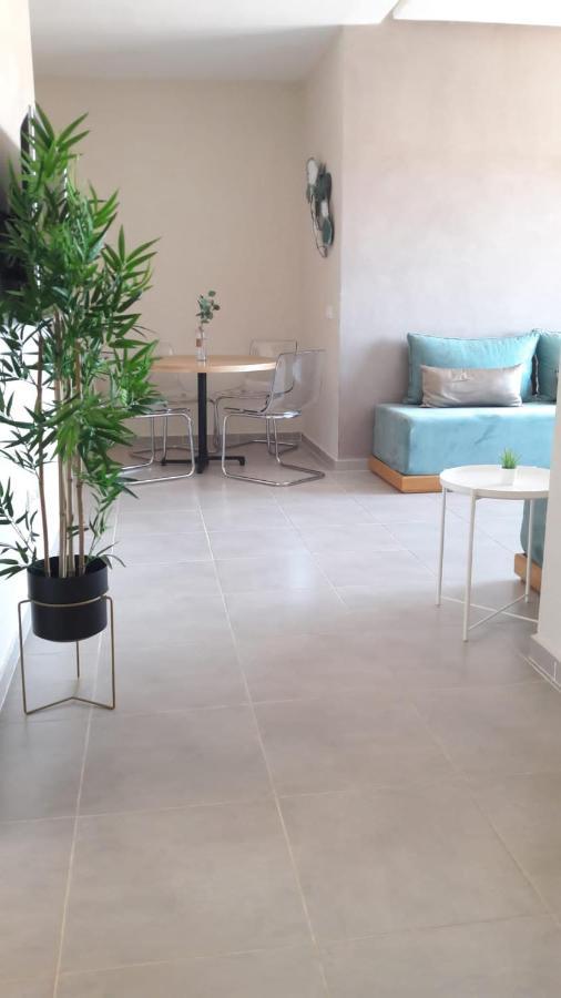 Appart. Luxueux Avec Piscine, Cosy, Bien Situe Bouznika ภายนอก รูปภาพ